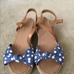 Girls Size 2 American Eagle Sandals